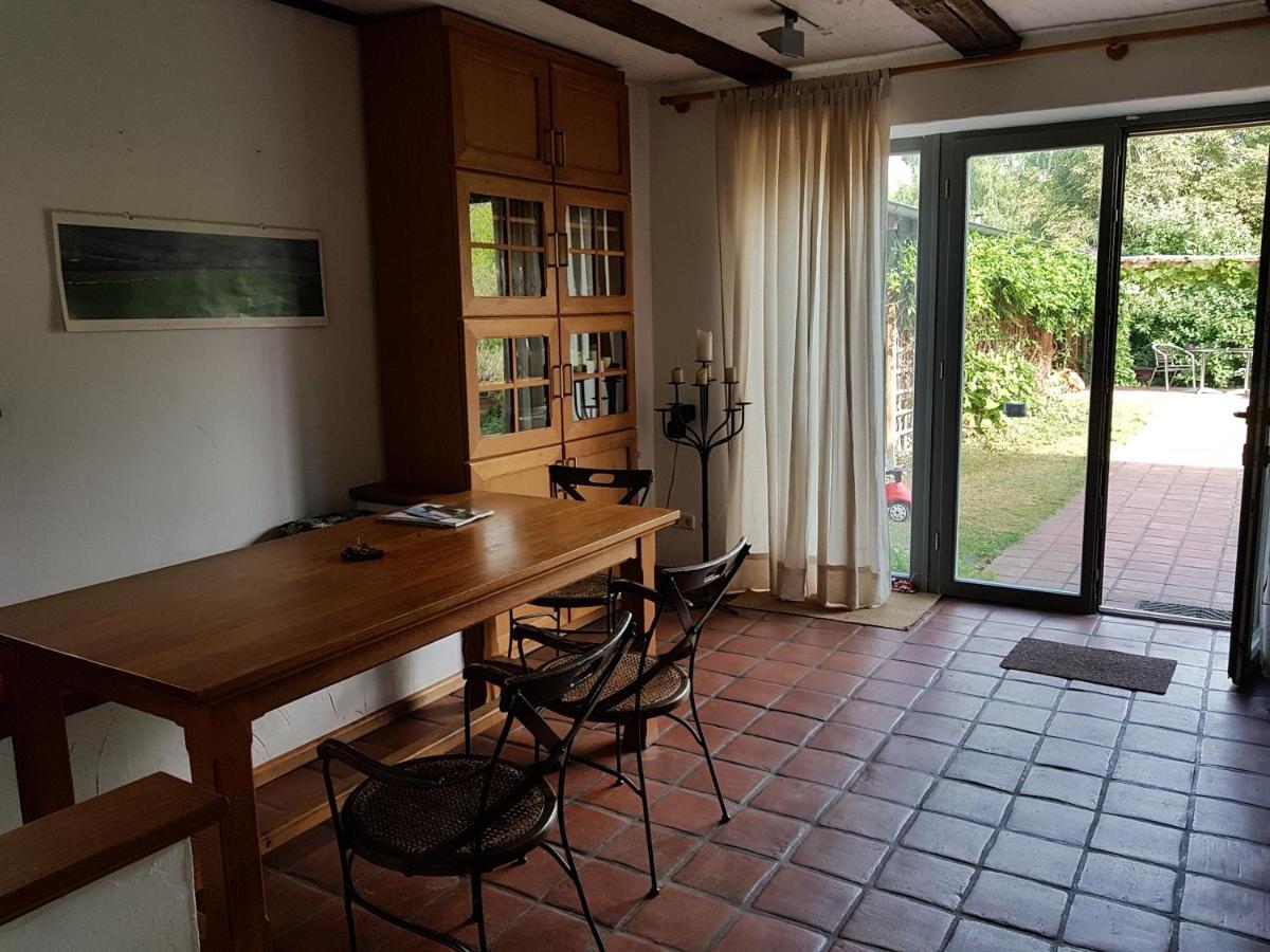 Große Wohnung / Haushälfte in Peetzig am See Angermunde Exterior foto
