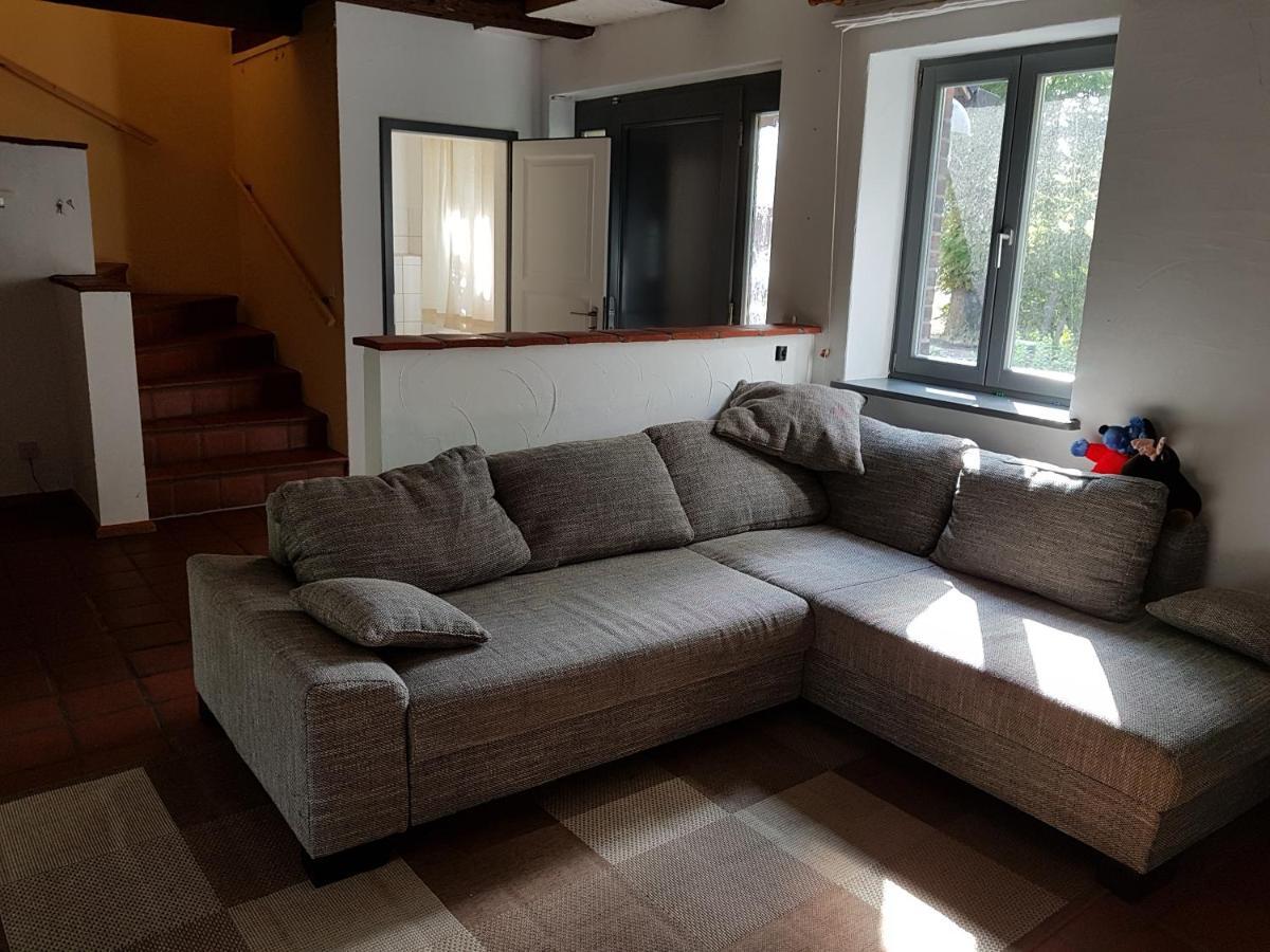 Große Wohnung / Haushälfte in Peetzig am See Angermunde Exterior foto