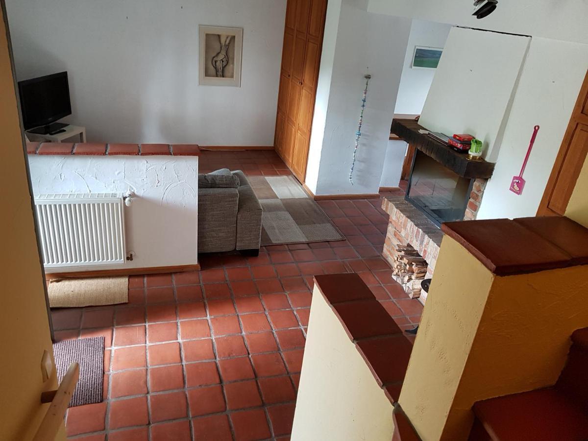 Große Wohnung / Haushälfte in Peetzig am See Angermunde Exterior foto